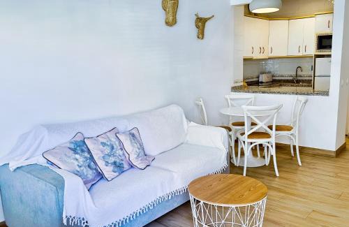 Marbella City Centre Apartment | Skol 242 Excellent One Bedroom Apartment with Sea Views