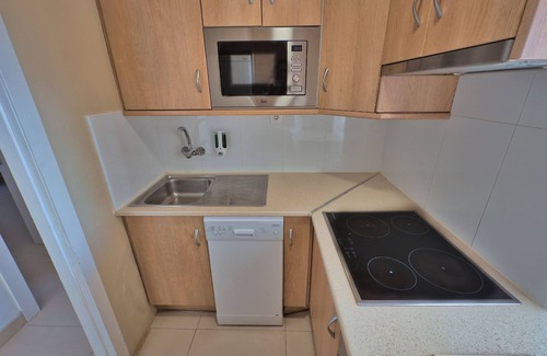 Marbella City Centre Apartment | Skol 933 - Fantastic 2-Bedroom Apartment with 9th Floor Sea Views