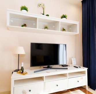 Nikki Beach Apartment | Two-room apartment in Elviria NEAR THE BEACH with parking