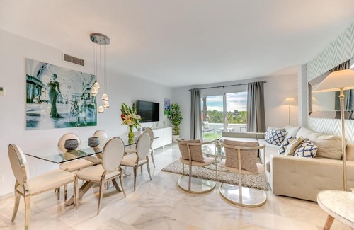 Marbella Apartment | VACATION MARBELLA I Relax in Andalusian gardens, Big Sunny Terrace