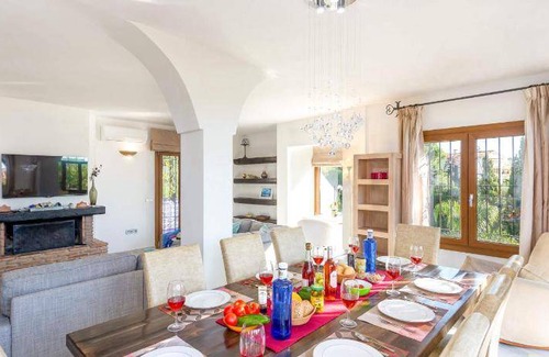 Urbanizacion el Rosario Villa | Villa ∙ 3 bedrooms ∙ 6 guests
