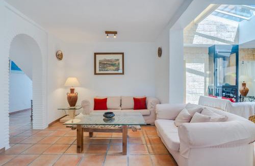 San Pedro de Alcantara Villa | Villa by the beach 5 bedrooms