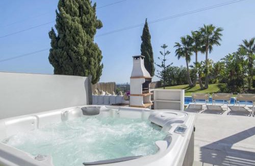 Puerto Banus Villa | Villa Elegante con Jacuzzi Privado - Marbella - ES-175-42