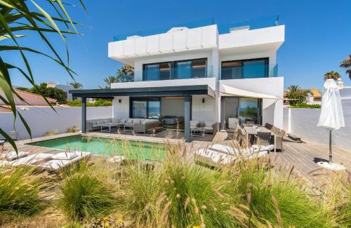 Urbanizacion Costabella Villa | Villa Frontline Beach Costabella - Marbella