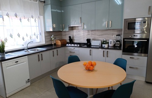 Chinicato Villa | Villa Girasol with private swimming pool and jacuzzi