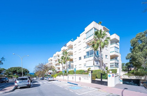 Marbella Apartment | 102 m² Apartment ∙ 2 bedrooms ∙ 4 guests