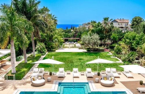 Marbella Villa | 1100 m² Villa ∙ 8 bedrooms ∙ 16 guests