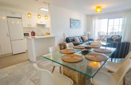 San Pedro de Alcantara Apartment | 120 m² Apartment ∙ 3 bedrooms ∙ 6 guests