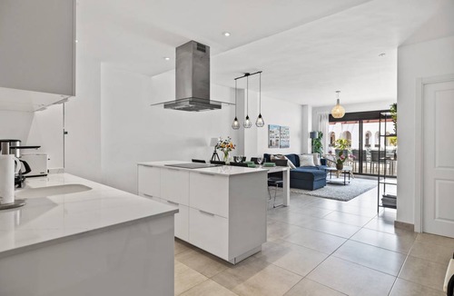 Nueva Andalucia Apartment | 145 m² Apartment ∙ 3 bedrooms ∙ 6 guests