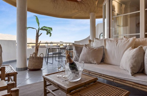 Nueva Andalucia Apartment | 151 m² Apartment ∙ 2 bedrooms ∙ 4 guests
