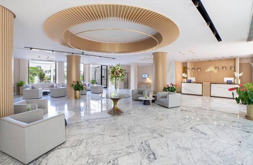 Golden Mile Hotel | 170 m² Hotel ∙ 127 guests