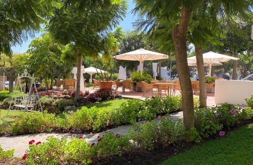 Golden Mile Hotel | 170 m² Hotel ∙ 127 guests