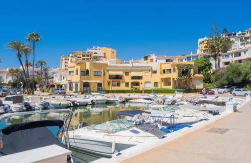 Cabopino Apartment | 182 m² Apartment ∙ 4 bedrooms ∙ 8 guests