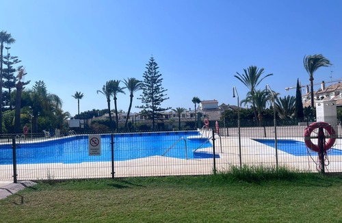 Golden Mile Apartment | 2 Bed Apartment Golden Mile Marbella Walk to Beach and Puerto Banus