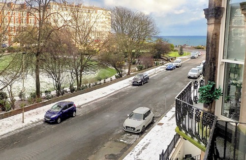 South Cliff Cottage | 2 bedroom accommodation in Scarborough