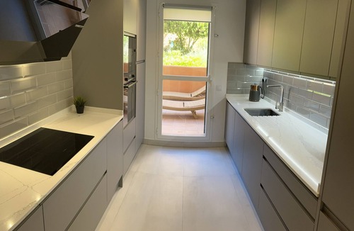 Marbella Apartment | 2 Bedroom Luxury Apartment, Elviria, Marbella.