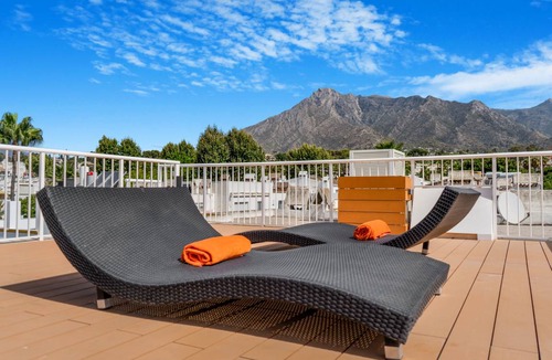 Golden Mile House | 220 m² House ∙ 4 bedrooms ∙ 8 guests