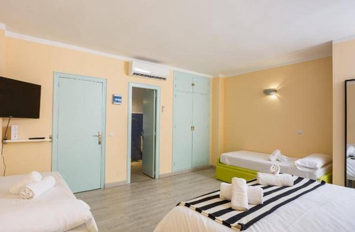 Golden Mile Bed & Breakfast | 25 m² Bed and breakfast ∙ 4 guests