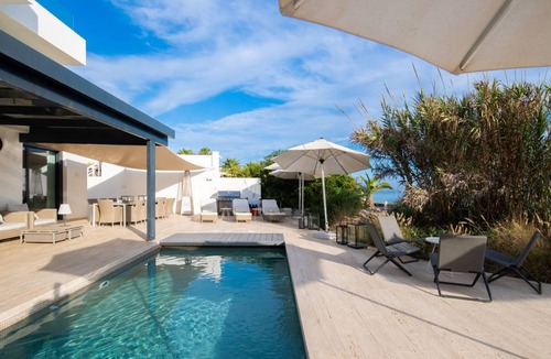 Urbanizacion Costabella Villa | 250 m² Villa ∙ 6 bedrooms ∙ 12 guests