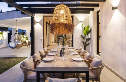 San Pedro de Alcantara Villa | 316 m² Villa ∙ 5 bedrooms ∙ 10 guests