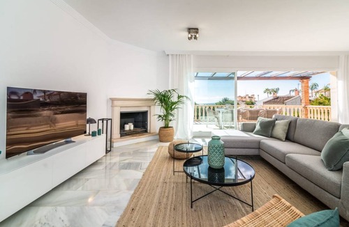 Urbanizacion el Rosario Villa | 396 m² Villa ∙ 5 bedrooms ∙ 10 guests