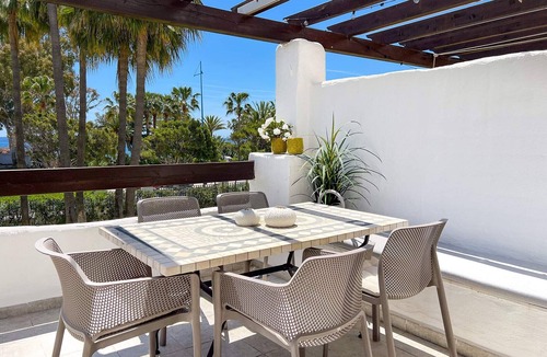 San Pedro de Alcantara Apartment | 48 - Las Adelfas modern 4 bed