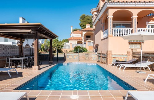San Pedro de Alcantara Villa | 493 m² Villa ∙ 7 bedrooms ∙ 16 guests