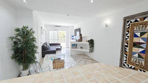 Golden Mile Apartment | 52 m² Apartment ∙ 1 bedroom ∙ 4 guests