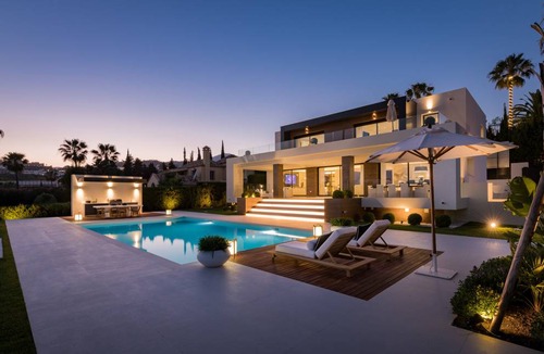 Nueva Andalucia Villa | 538 m² Villa ∙ 6 bedrooms ∙ 12 guests