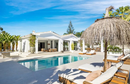 Nueva Andalucia Villa | 600 m² Villa ∙ 5 bedrooms ∙ 10 guests