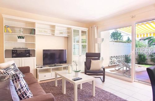 Urbanizacion Costabella House | 65 m² House ∙ 1 bedroom ∙ 2 guests