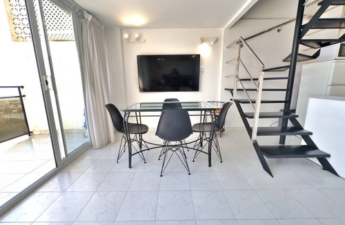 Golden Mile Apartment | 70 m² Apartment ∙ 2 bedrooms ∙ 4 guests