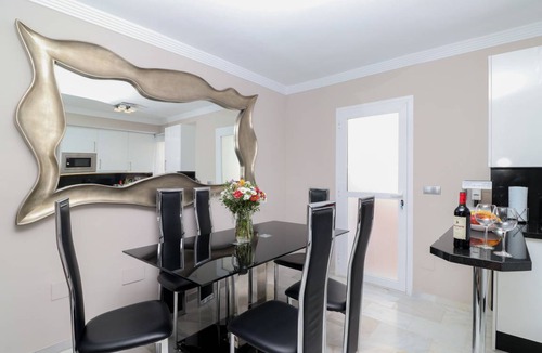 Urbanizacion Hacienda las Chapas House | 70 m² House ∙ 1 bedroom ∙ 3 guests