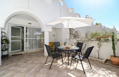 Urbanizacion Hacienda las Chapas House | 70 m² House ∙ 2 bedrooms ∙ 4 guests