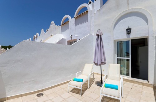 Urbanizacion Hacienda las Chapas House | 70 m² House ∙ 2 bedrooms ∙ 4 guests