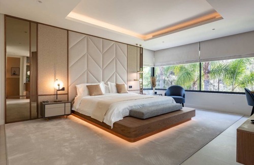 Urbanizacion Hacienda las Chapas Villa | 800 m² Villa ∙ 5 bedrooms ∙ 8 guests