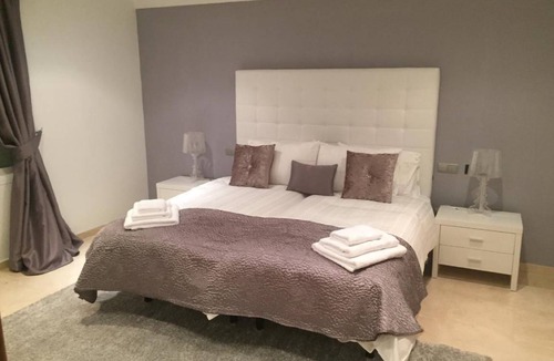 Elviria House | 925 m² House ∙ 8 bedrooms ∙ 16 guests