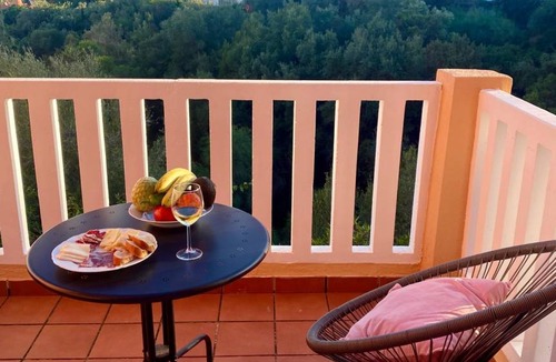 Urbanizacion Hacienda las Chapas Apartment | 99 m² Apartment ∙ 2 bedrooms ∙ 6 guests