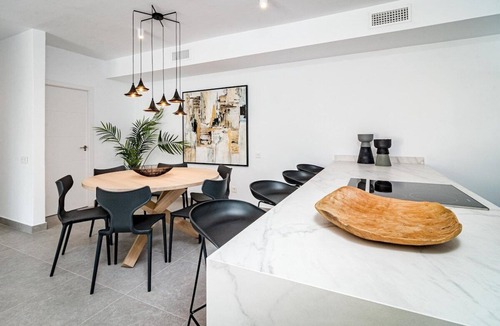 Nueva Andalucia Apartment | AB3 - Spacious holiday home, Puerto Banus