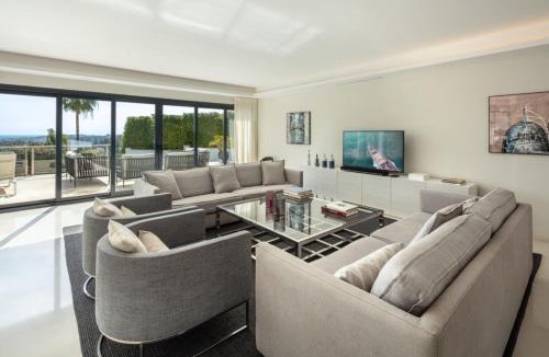 Puerto Banus Villa | All About Villa Breeze