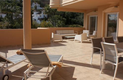 Marbella Apartment | Aloha Hill Club
