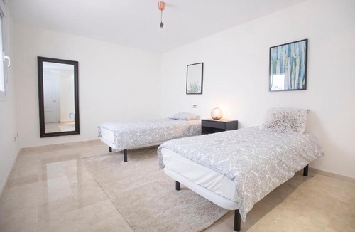 Marbella House | Aloha Royal, Calle Auriga, 29660 Marbella, Málaga, Spain