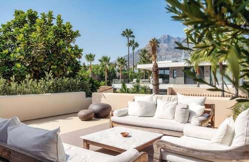 Golden Mile Villa | An Exquisite Mediterranean Villa