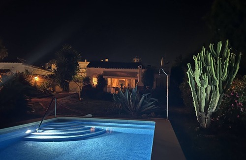 Urbanizacion Marbessa House | Andalusian vacation home with pool 4x8m, 4 beds, 400m from the beach + restaurants