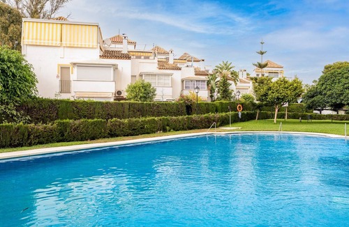 Urbanizacion Costabella Apartment | Apartment in Marbella near Costabella Beach