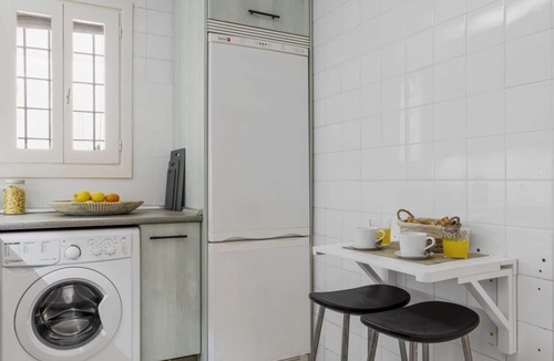 Puerto Banus Apartment | Apartment in Playas del Duque for 4 people | Casa Cadiz 208