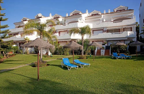 Urbanizacion Marbessa Apartment | Apartment Marbella 100m from Beach