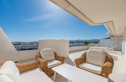 Puerto Banus Apartment | Apartment 'Marina Banús' with Sea View, Wi-Fi and Air Conditioning