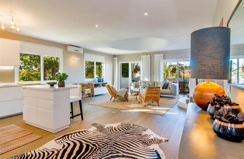 Marbella Apartment | AS12 - Modern Holiday Apartment in Aloha, Marbella