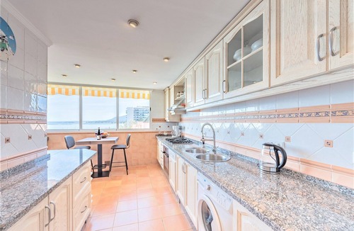 Marbella City Centre Apartment | Beachfront Penthouse Marbella Center/Frontline Penthouse in Playa Marbella